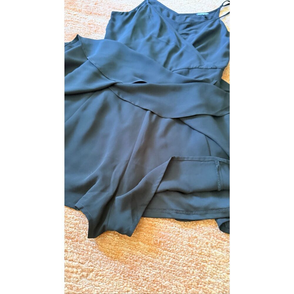 Express Black Wrap Romper Skort Adjustable Straps Size 6 - Picture 4 of 13